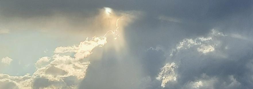 Der Himmel über uns