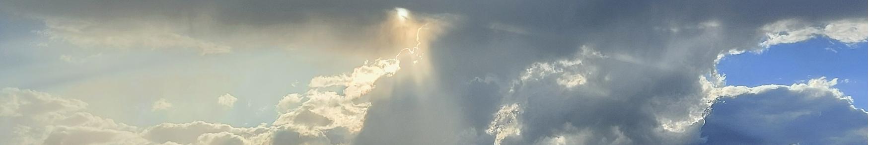 Der Himmel über uns