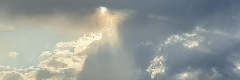 Der Himmel über uns
