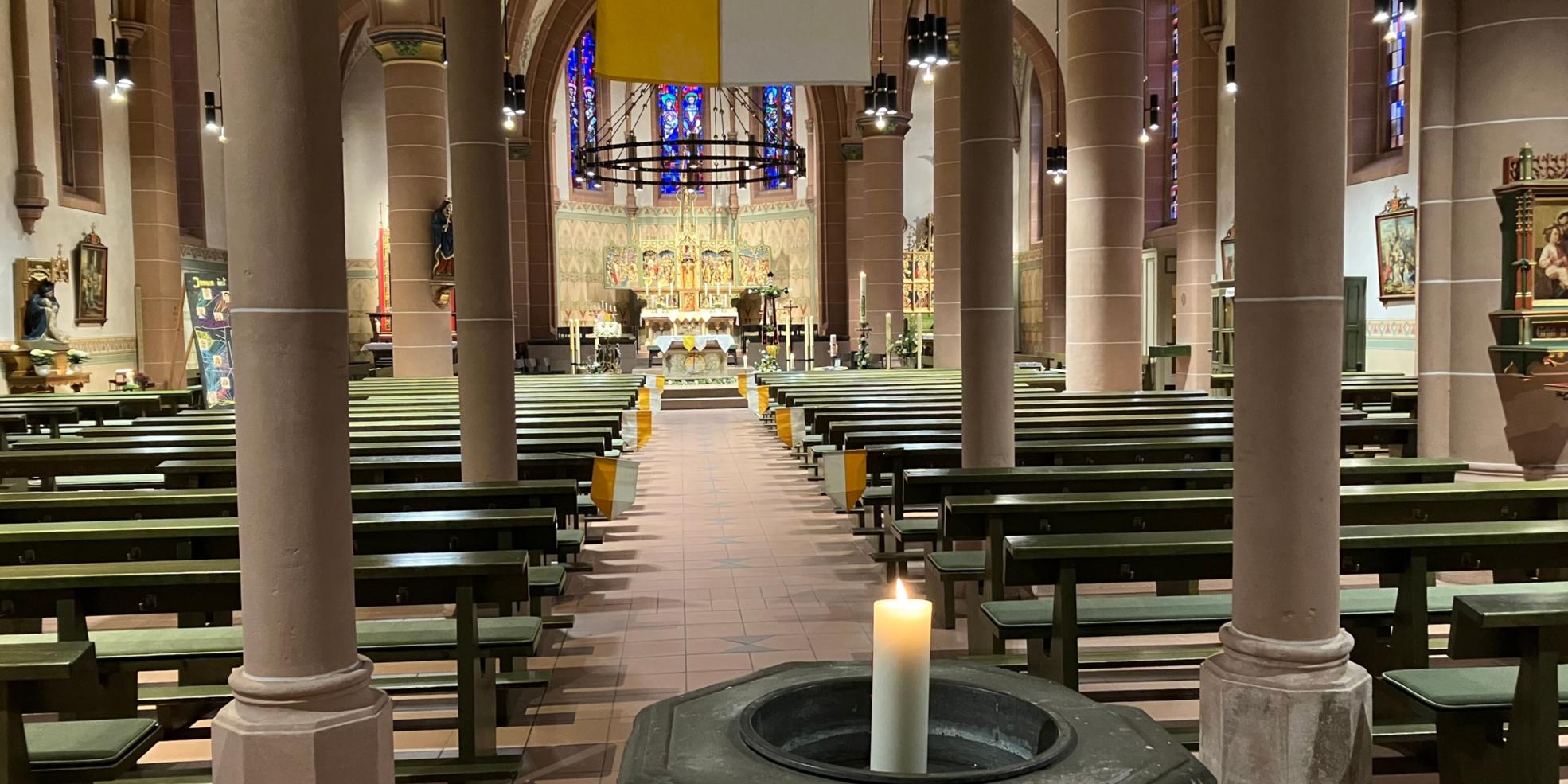 Pfarrkirche St. Michael von innen (c) Gabriele Raber Pfarrkirche St. Michael von innen