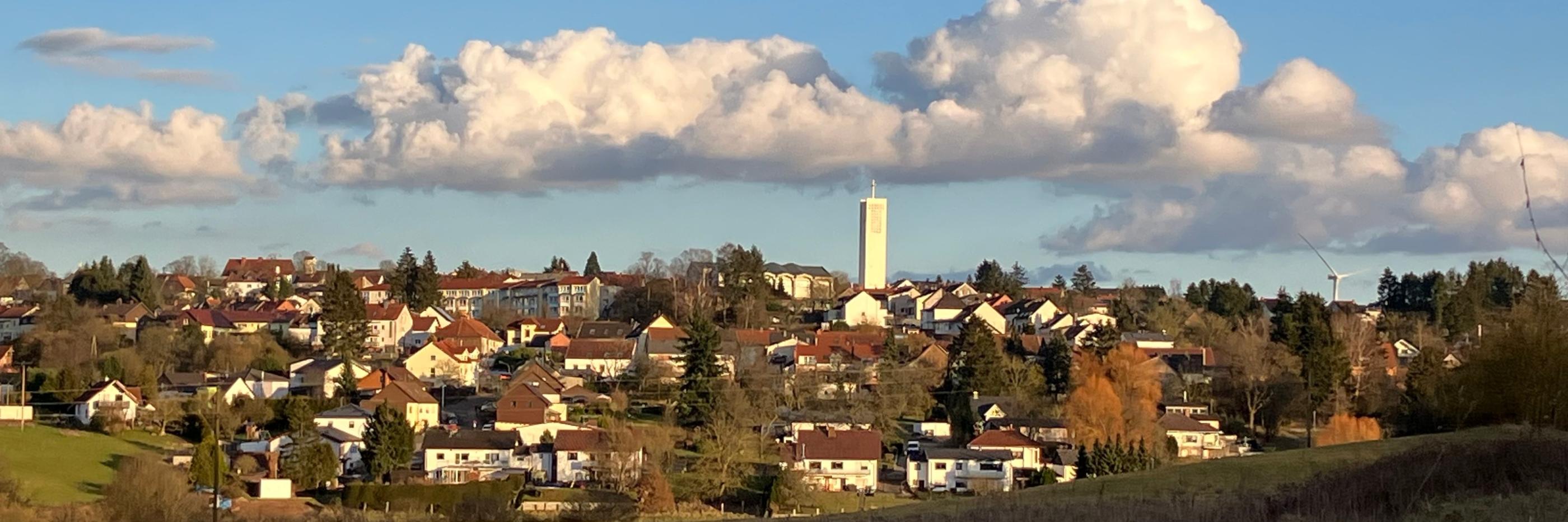 Pfarrkirche Merchweiler (Fernansicht)