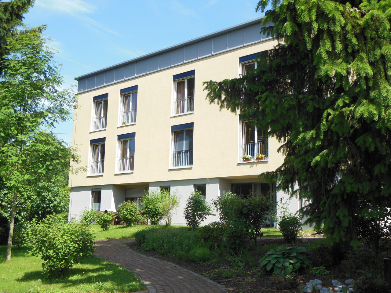 SeniorenHaus-Immaculata - vom Garten aus geseen